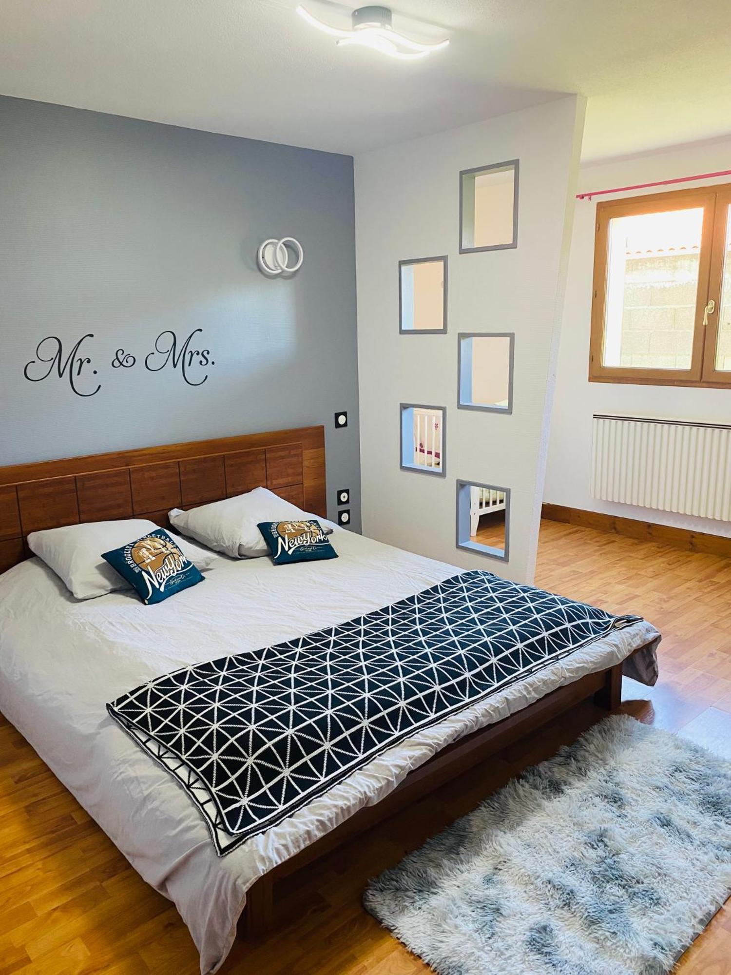 Spacieux Appartement 110M2 Avec Terrasse Privative Beauregard-Vendon Zewnętrze zdjęcie