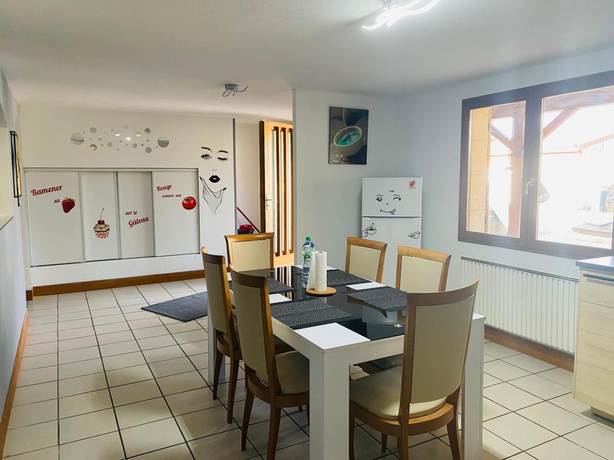 Spacieux Appartement 110M2 Avec Terrasse Privative Beauregard-Vendon Zewnętrze zdjęcie