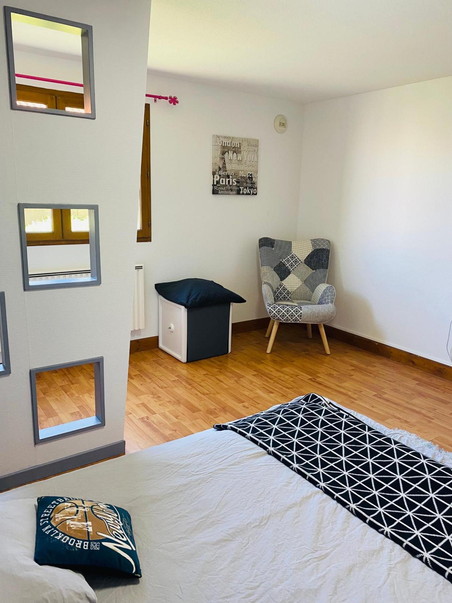 Spacieux Appartement 110M2 Avec Terrasse Privative Beauregard-Vendon Zewnętrze zdjęcie